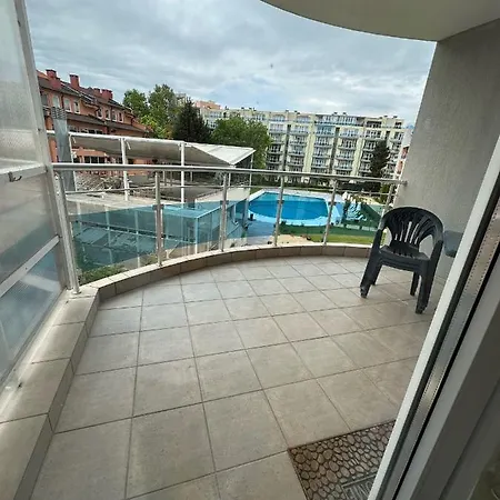 Oazis Sea View * رافدا