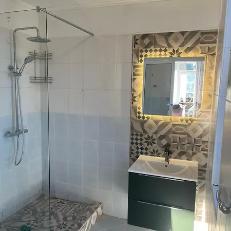 Oazis Sea View Apartment Rawda